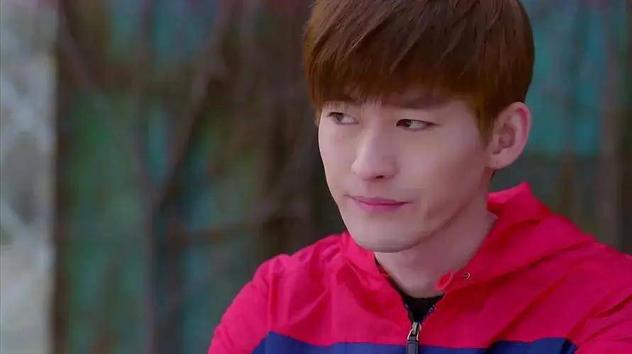 红得快,凉得更快的5位明星,以前是男神女神,如今却无人问津_张翰