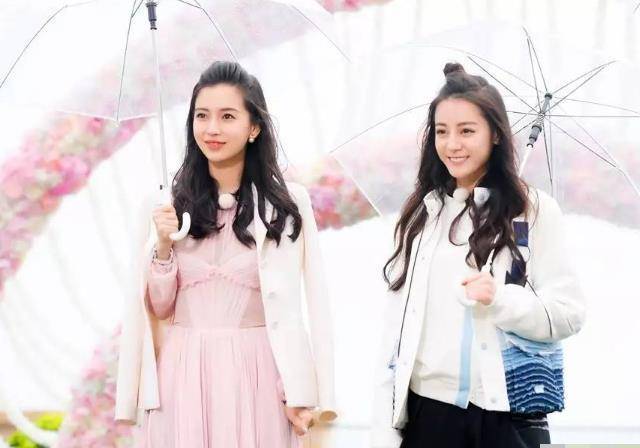 《极限挑战》定档,迪丽热巴回归,网友:和angelababy杠上了