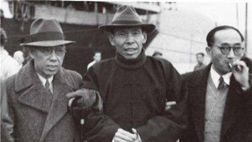 原创杜月笙巅峰时期有3000万银元相当于现在多少钱一算吓一跳