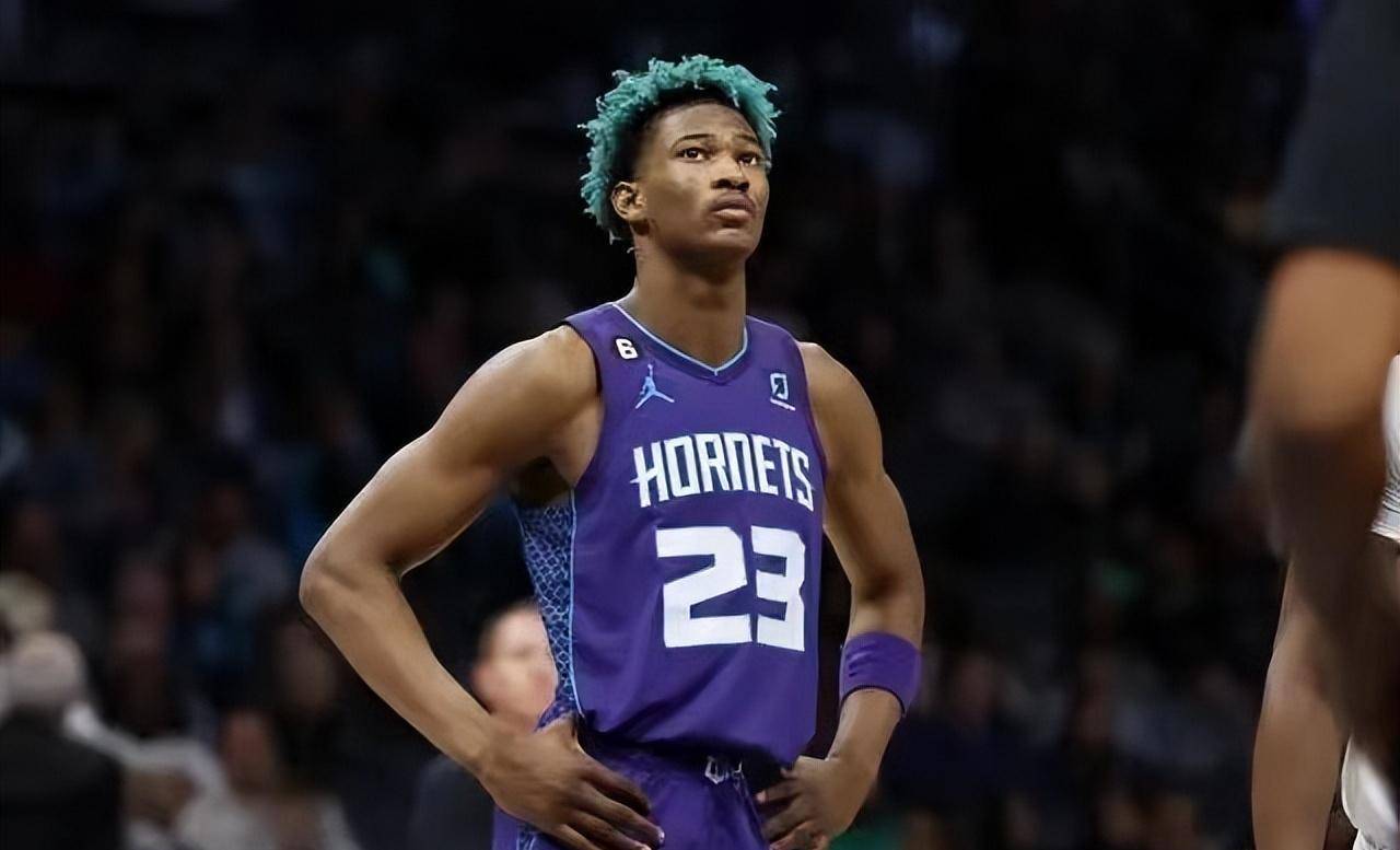 原创快船1份多年合同签毒瘤为补强内线或适得其反场均2分自称goat