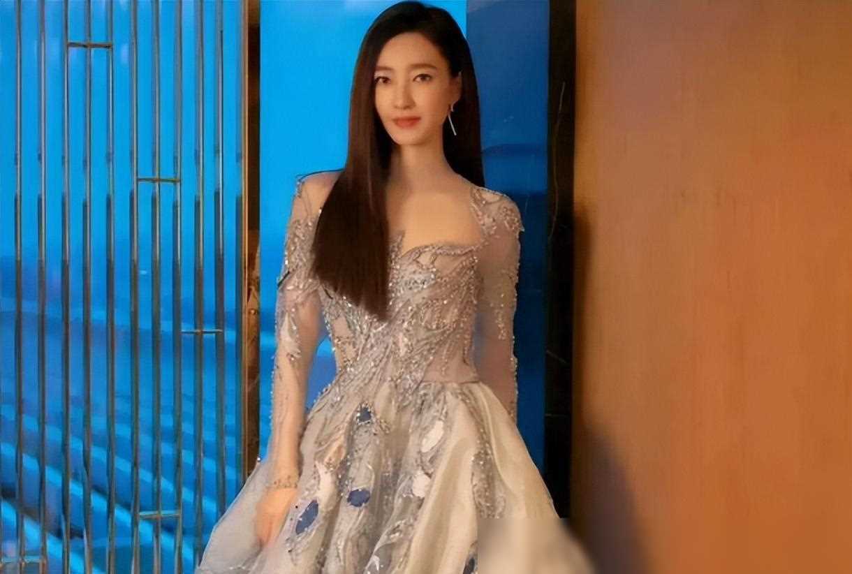 王丽坤娱乐圈女神感情生活比剧还精彩