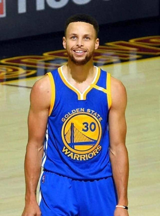 nba:斯蒂芬·库里,低估的领袖之光_影响力_统治力_篮球