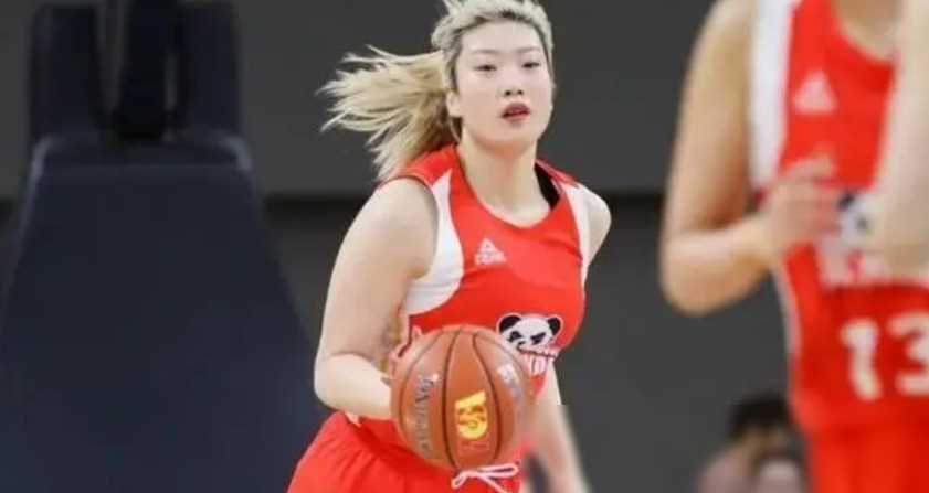 原创四川女篮赢得wcba首战李梦受辱令韩旭愤怒球迷心碎