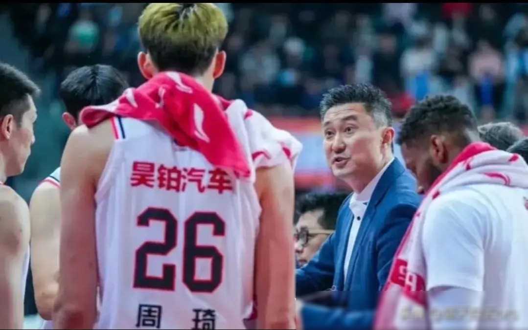 原创赛季未结束周琦去向成谜传言辽宁成热门选项