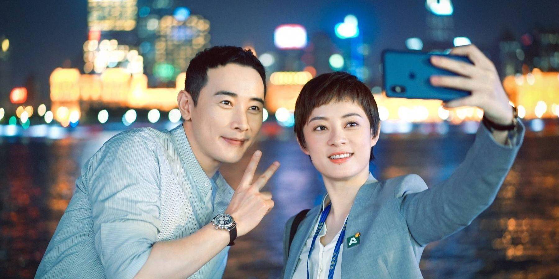 并谈到拍摄《山海情》时,因为剧组找的方言老师不准确,后期配音时他又