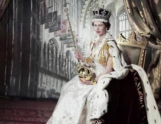 英国女王超长待机去世伊丽莎白二世为什么不能称作女皇