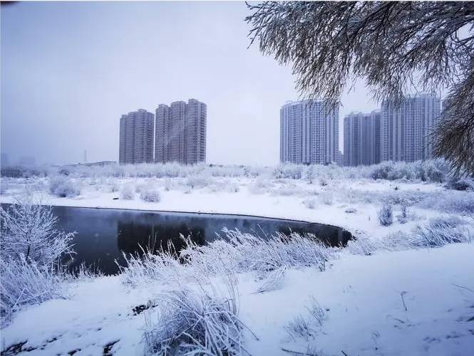 江西南昌奇观白昼如夜预兆10省面临雷暴冰雹紧急预警