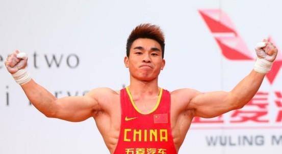举重天才廖辉被误判禁赛两年奥运会赛前被换下愤怒退役