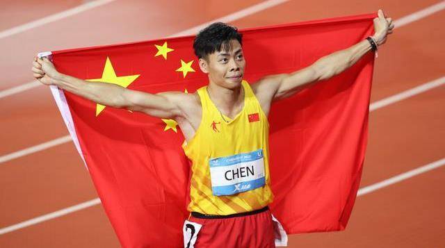 原创10秒08历史上第五个男人21岁的亚运会冠军苏炳添的崛起终于迎来了