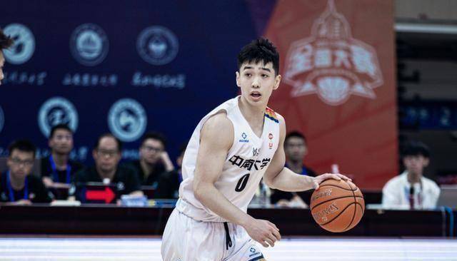 综艺里"把对手当小孩打"的黎伊扬首秀惊艳:状元王翊雄表现很高效