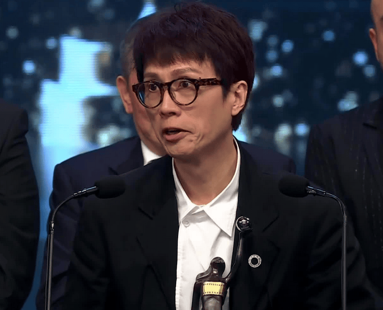 横扫6奖梁朝伟一手烂牌打出王炸香港金像奖含金量越来越低