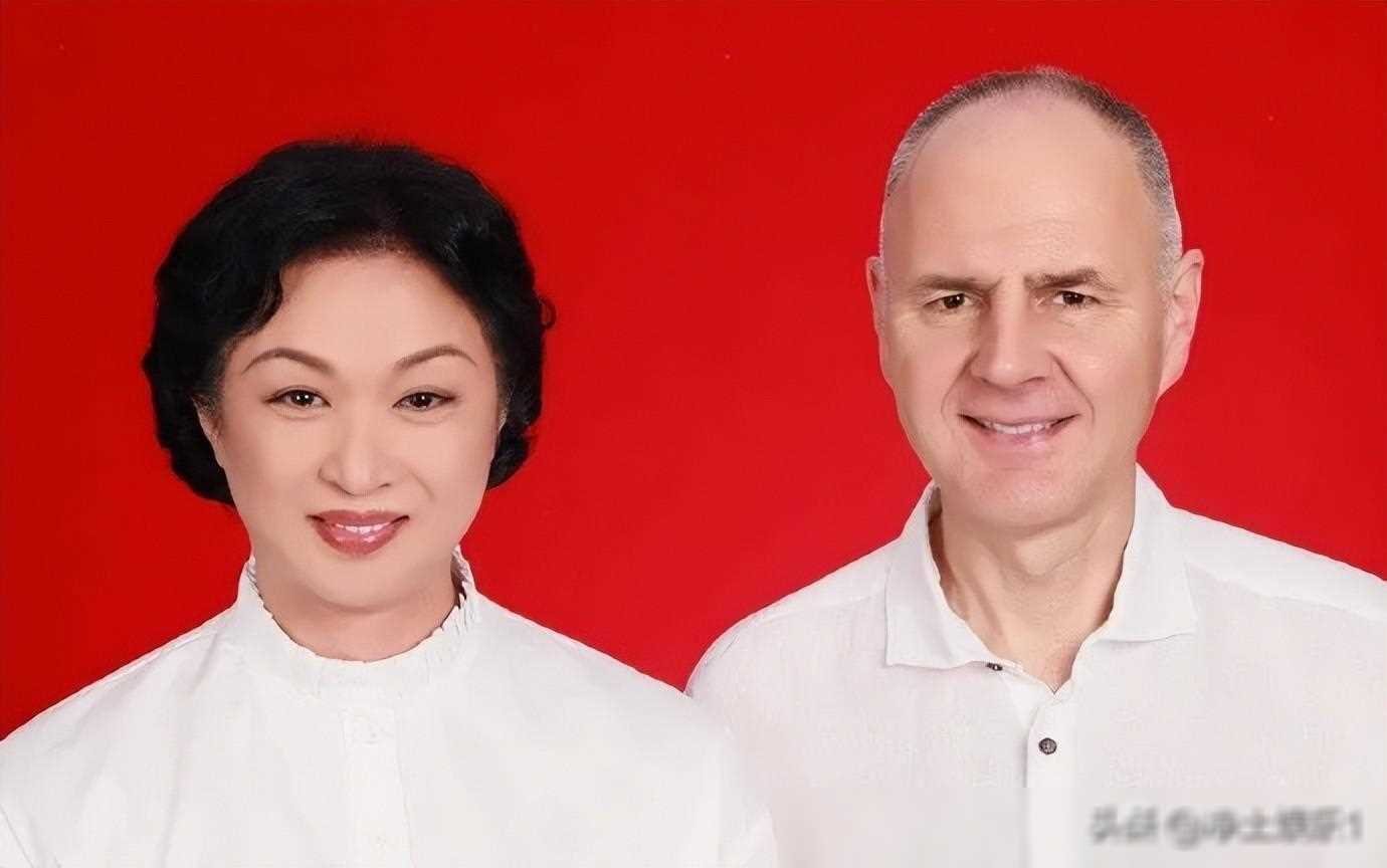 原创57岁金星再婚曾为孩子离婚如今幸福归来