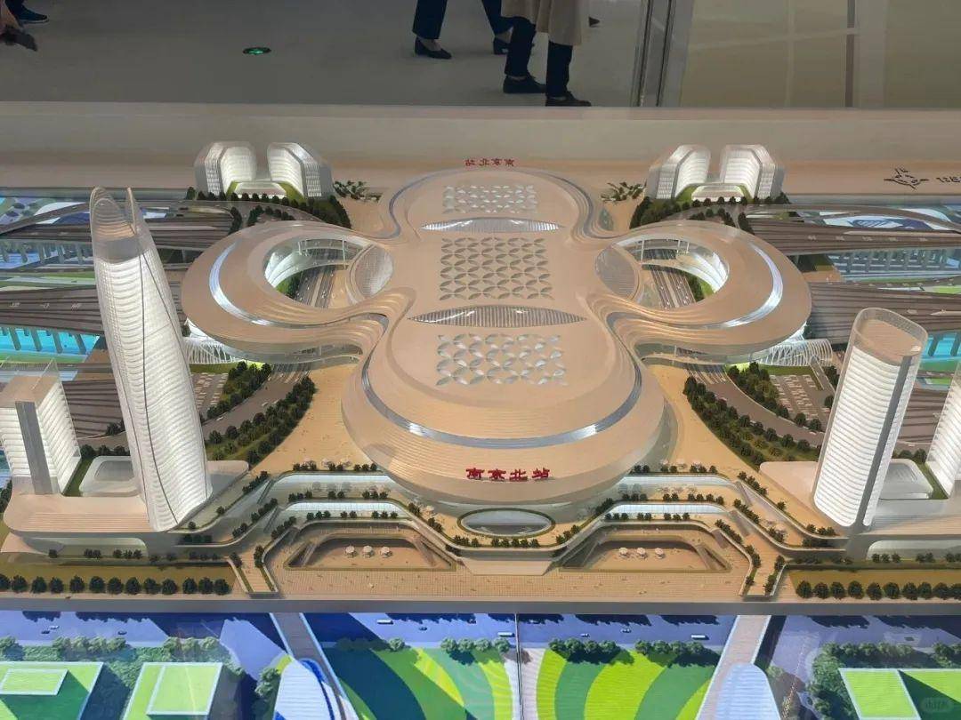 南京北站新设计,被吐槽像个"卫生巾"!