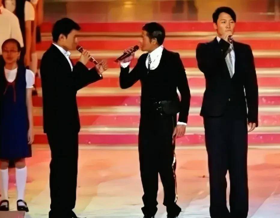 原创郑伊健和身高180的黎明差不多高为何郑伊健和郭富城也差不多高