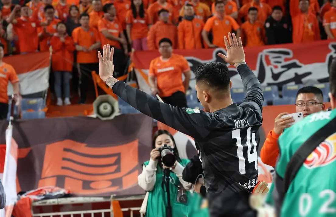 喜忧参半!鲁能三大主力可能缺席对上港,克雷桑复出担重任_比赛_泰山_