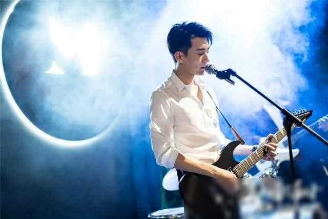 中国影视9大美男刘学义排第9杨洋第8林更新第7肖战居第5