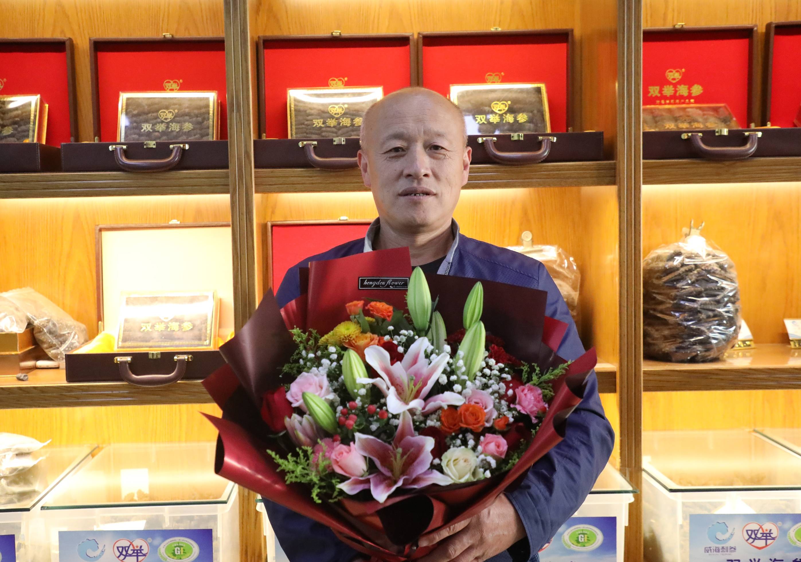 想起逄老师《一念向北》中写到,中国重汽整车实验团队为了自己的目标