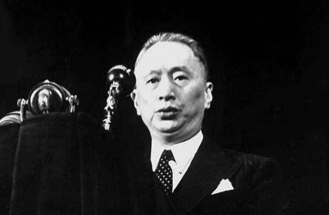 1919年,他拒绝签字,让中国人在谈判桌前,不再是"软柿子"_顾维钧_西方