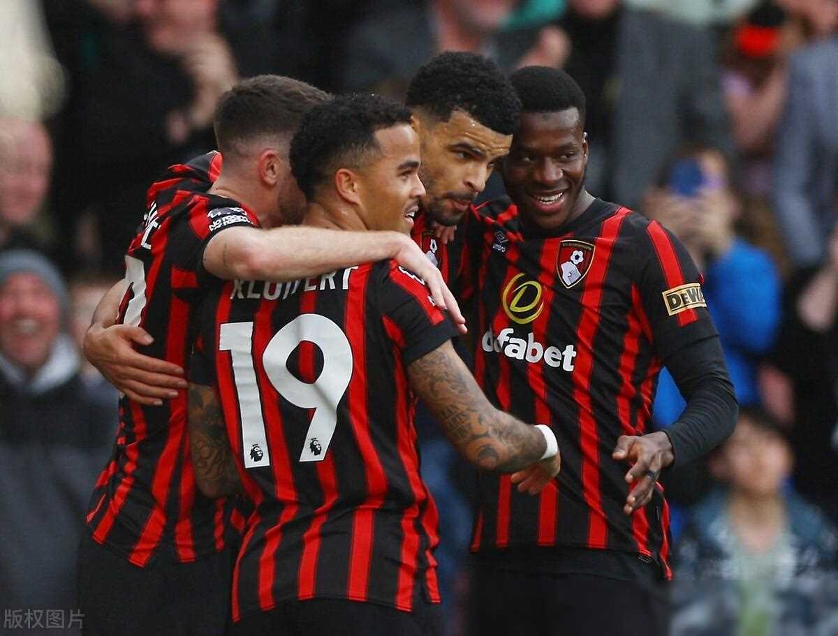 英超积分战报:热刺败北,黑马回归前4,曼城大胜登顶_曼联_比赛_联赛