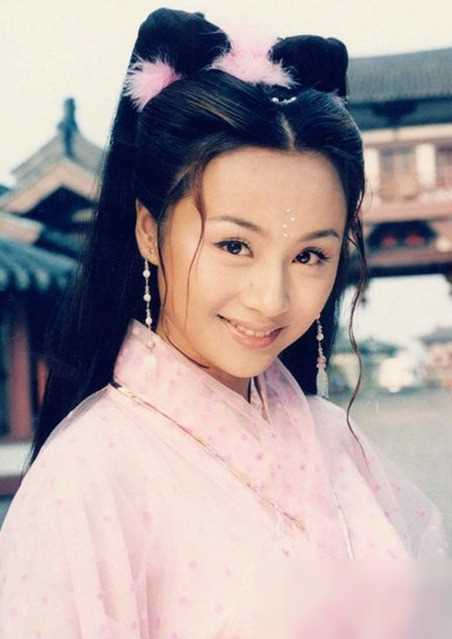 继李咏离世后,央视名嘴曹颖深夜发文晒病床照,令人担忧_陈红_李军