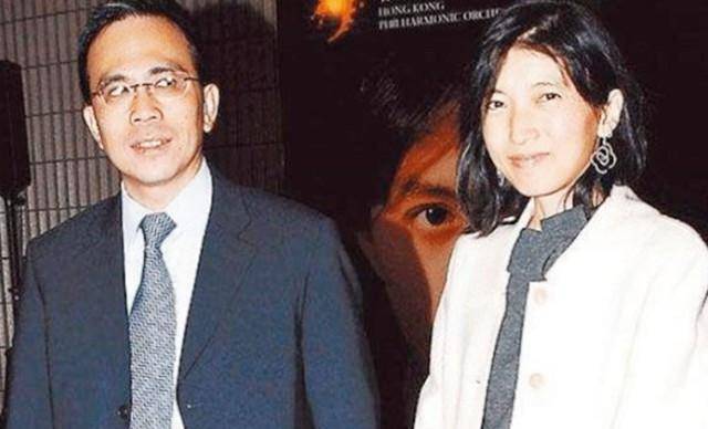 相貌平平女学霸却让首富之子钟情30多年成身价不菲女富豪