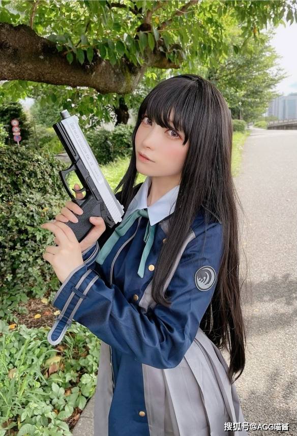 原创日本写真偶像宫本彩希cos阿尼亚火爆出圈这小表情真是太对味了