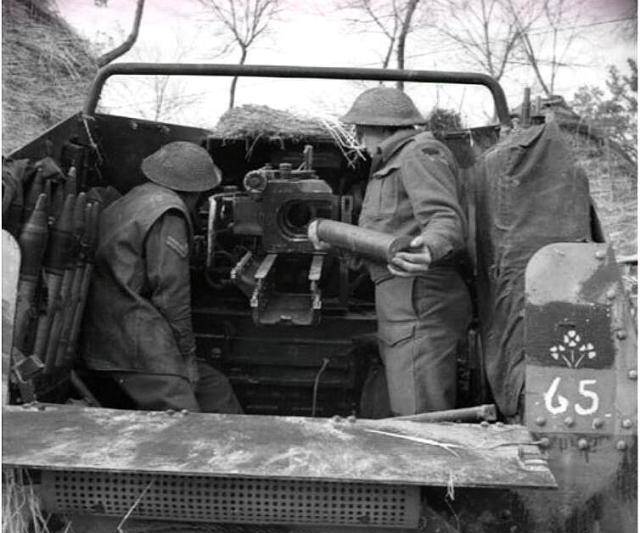 二战意大利战场上,那些被盟军缴获的德国装备,看着都_