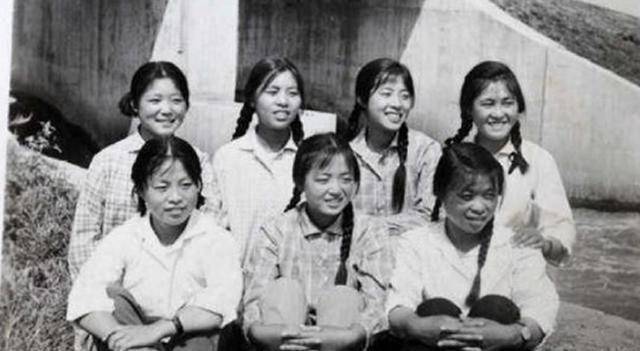 女高中生为爱殉情,因害怕孤独拉舍友陪葬_孙亚宇_刘珊珊_好朋友