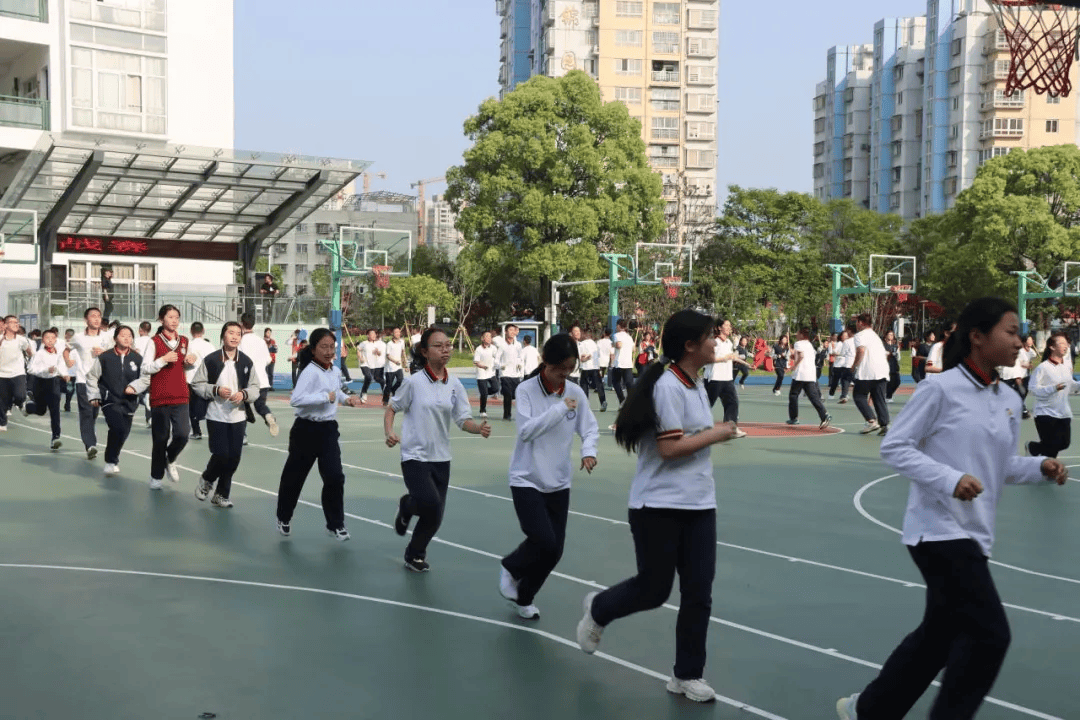 ai体育老师校园吉尼斯鹿城率先落地探索体育课程改革