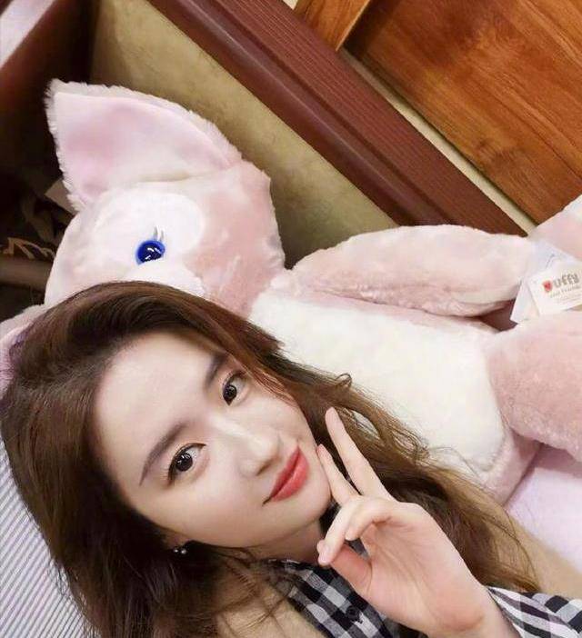 原创刘亦菲的酒店非常豪华是世界上唯一的八星级酒店价格足够普通人