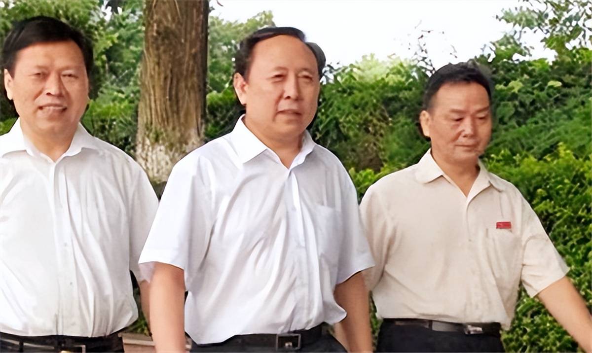 中核集团总经理康日新,受贿18亿,出卖国家高级机密,后如何?