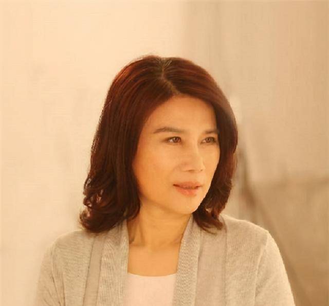 铁娘子董明珠婚姻就是场交易一场互利共赢的交易