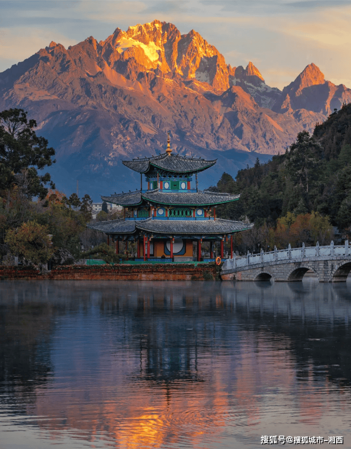 云南省十大旅游景点图片