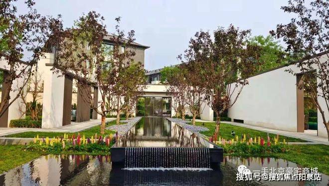 项目实景3(8)装修:毛坯(私家电梯,花园,露台).