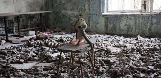 为何广岛过4年能住人,切尔诺贝利35年没人住?不都是核污染吗?