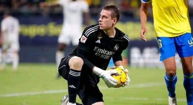 原创卢宁马德里新星崛起持续征战巅峰之路