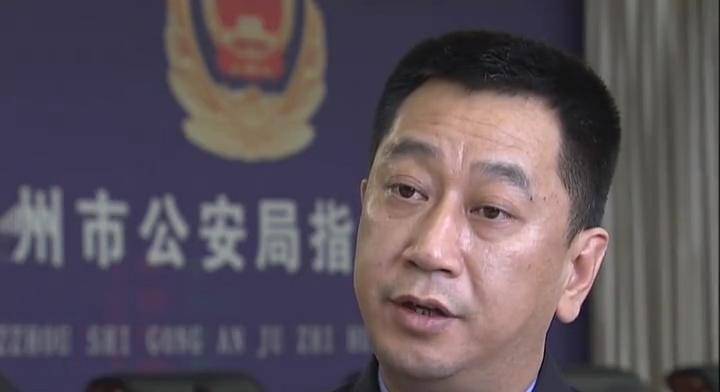 原创16年江西小村凌晨驶进迎亲车队不接亲直奔废厂房进门大受震撼