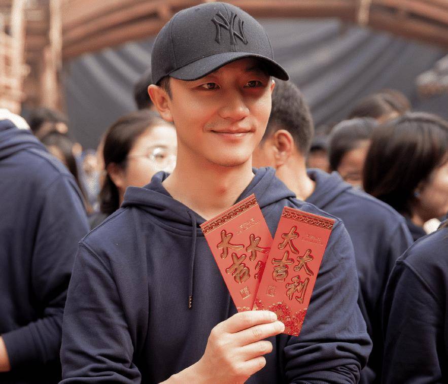 《风起洛阳》开机！王一博低调现身，清一色实力派主演不追就亏了-王一博风起洛阳角色