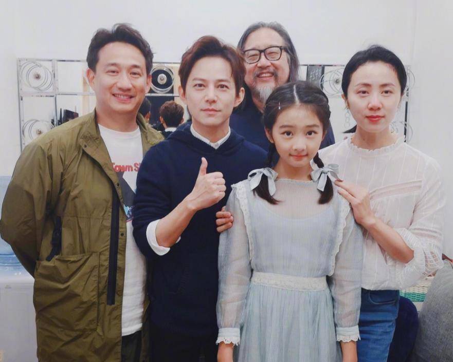 网友:黄磊,是时候关注语文教育了!