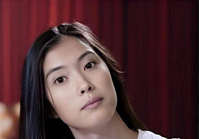 她是中法混血超模,却拒绝承认自己是中国人,钱凯丽如今怎样了_蔡羽