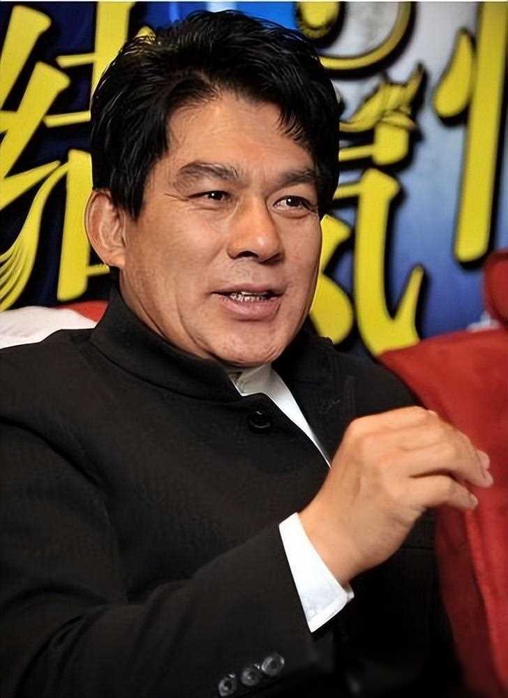 霸道老戏骨晚节难保贪财好色横行圈内