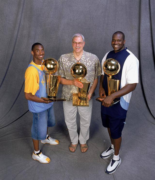 热情偎得如炽炭,仙袖飘来尚倚风:大前锋"疯狗"马克-麦德森马克-麦德森