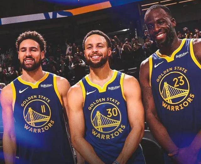 根据勇士队记者的说法,克莱想要一份能让勇士王朝其他成员赢球的合同.