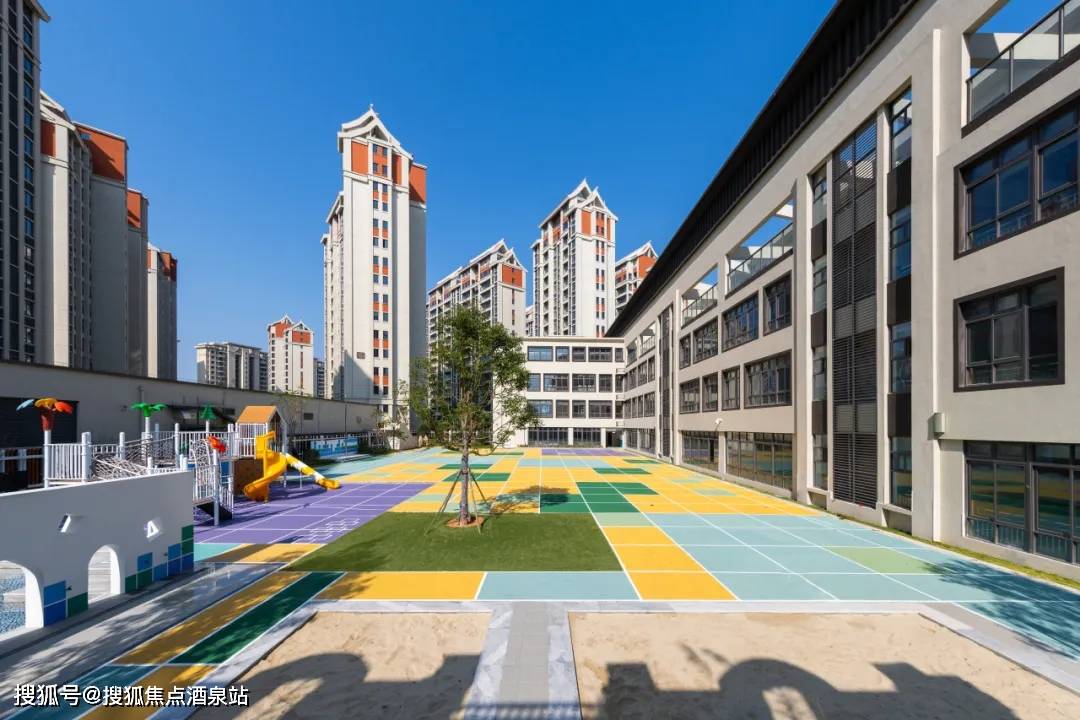 晋博坊·甲第幼儿园实拍图晋江学校作为清华大学附属中学协助管理的