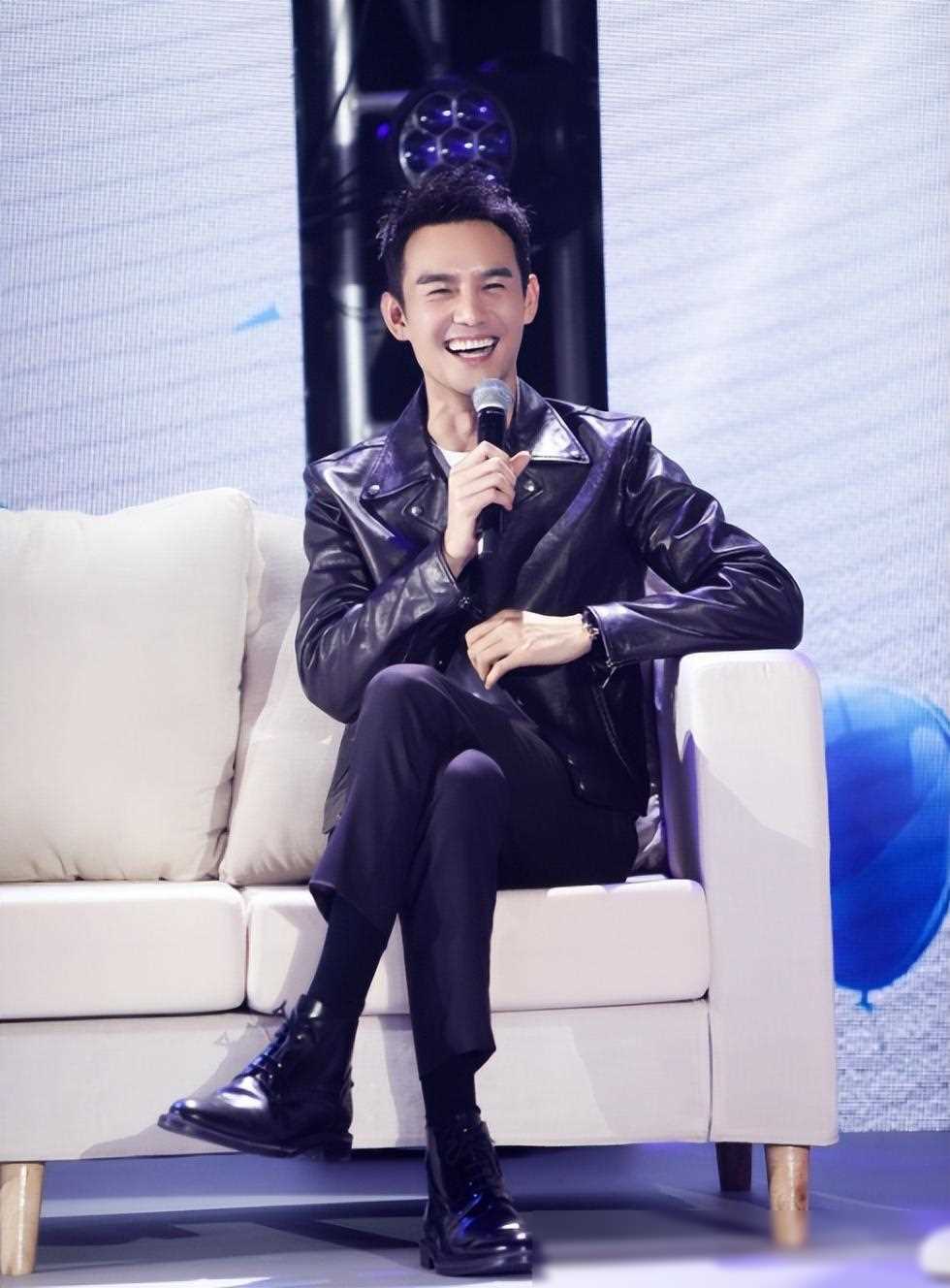 王凯回应欠债风波:费用由杂志社承担,当事人威胁起诉_郭涵_事件_形象
