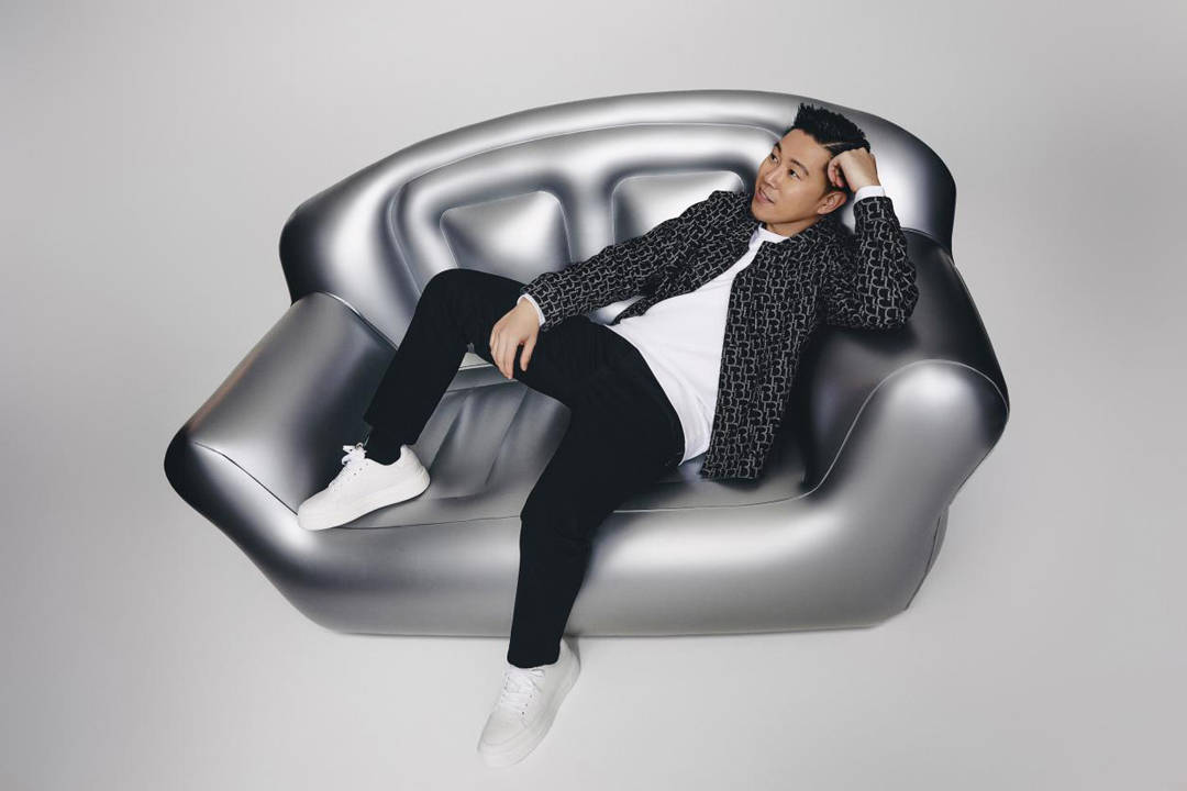 利郎青年商务系列利郎less is more携手欧阳靖演绎2024春夏大片_态度_