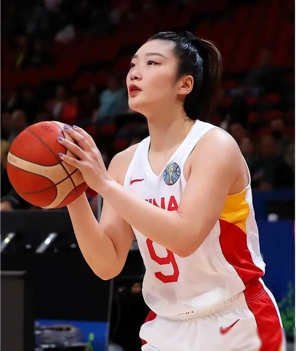 揭露小三伤疤,重罚内蒙古女篮事件,李梦回应引热议