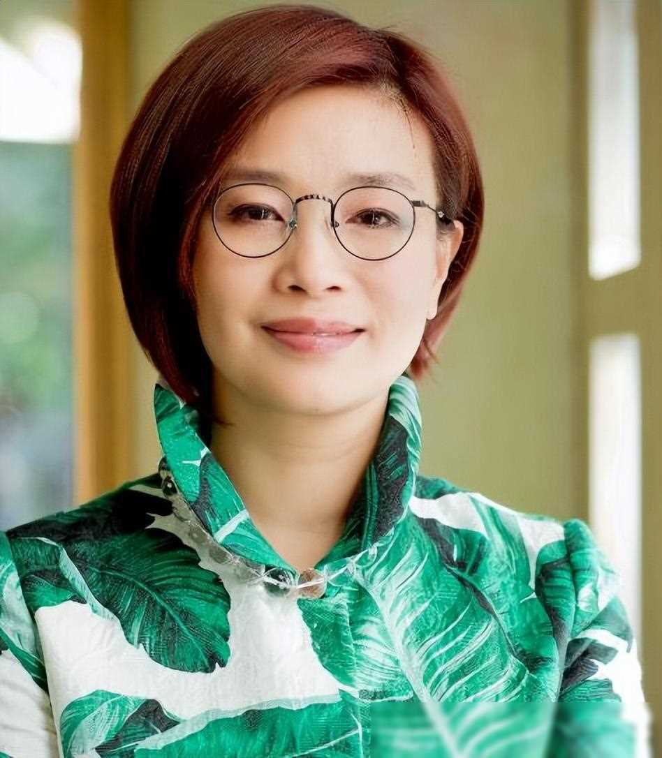 周立波前妻胡洁:离婚再嫁周立波,年现状如何?