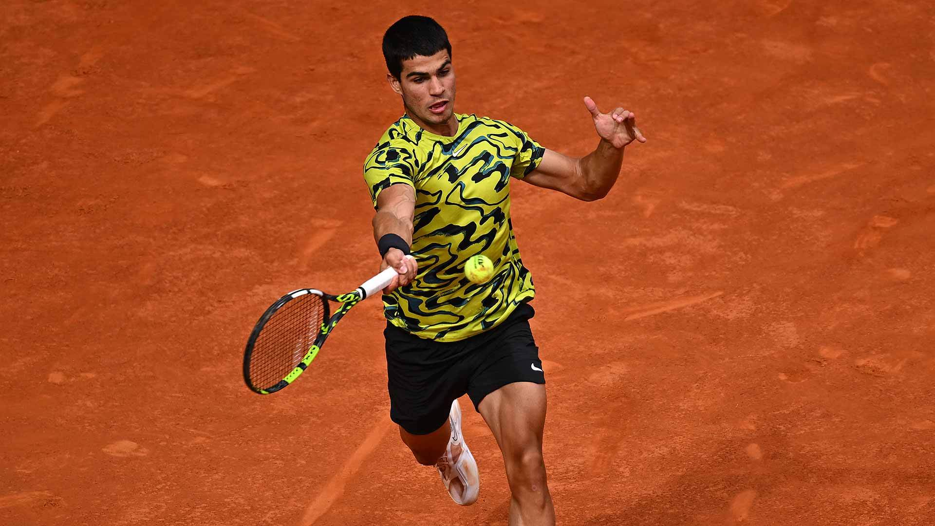 阿尔卡拉斯因右臂受伤错过了蒙特卡洛大师赛和巴塞罗那公开赛,马德里