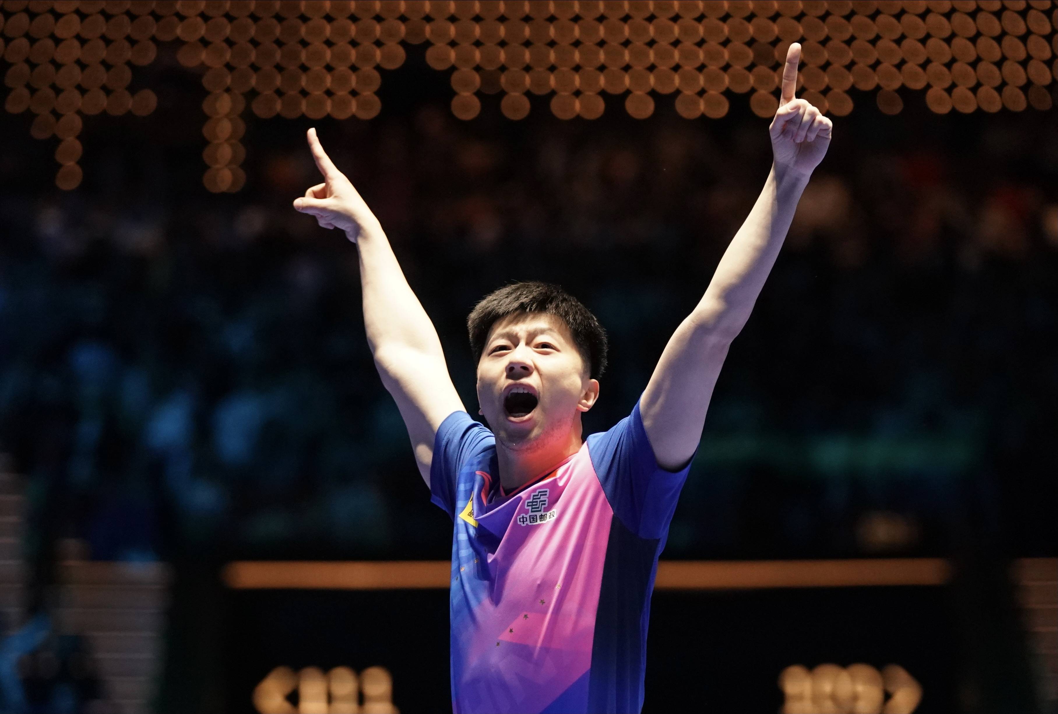 36岁国乒队长时隔9年再夺世界杯 带伤出战 突破30冠_马龙_比赛_男单